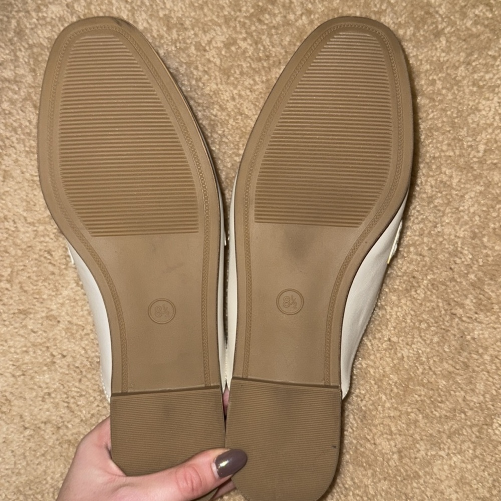 Shoes - Picture 2 of 3